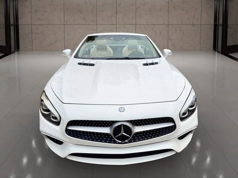 Used 2017 Mercedes-Benz SL 550 image 22