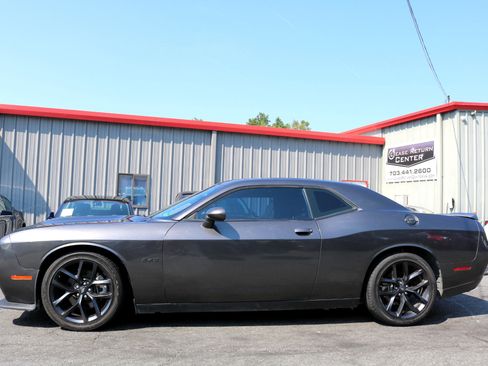 Used 2023 Dodge Challenger R/T w/ Blacktop Package image 4