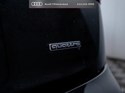 Used 2023 Audi Q5 2.0T Premium w/ Convenience Package AWD/4WD image 13