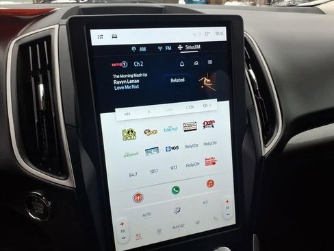 Used 2024 Ford Edge SEL w/ Convenience Package image 19