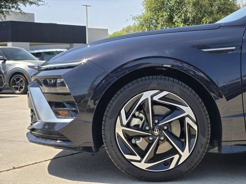 Certified 2025 Hyundai Sonata SEL image 10