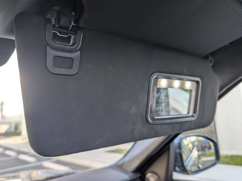 Used 2016 Land Rover Range Rover Sport HSE image 31