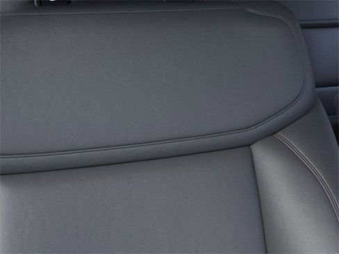 New 2026 Ford Expedition Active image 16