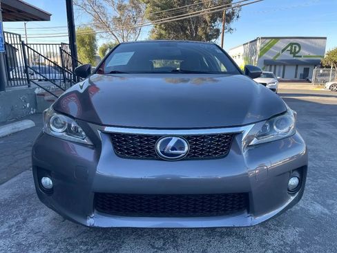 Used 2013 Lexus CT 200h w/ F Sport Pkg w/Nuluxe Trim FWD image 2