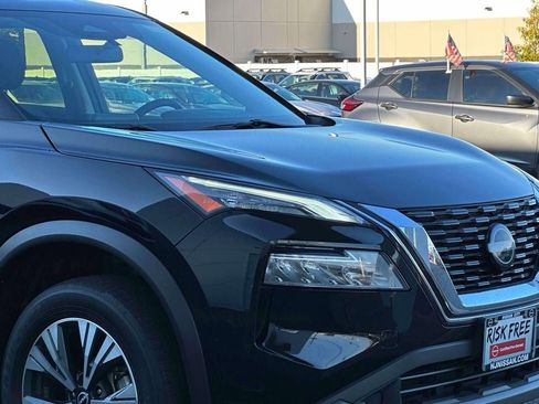 Certified 2023 Nissan Rogue SV image 8