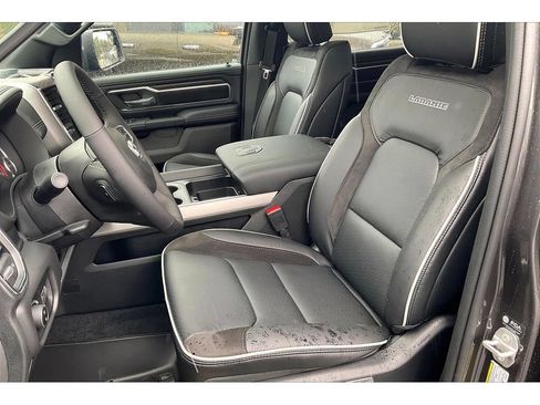 New 2027 RAM 1500 Laramie w/ Laramie Preferred Package AWD/4WD image 9