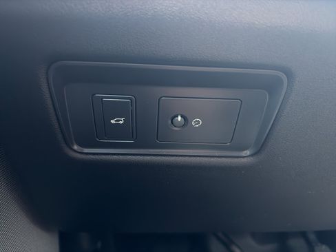 Used 2019 Land Rover Range Rover Supercharged image 17