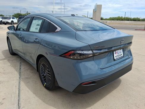New 2026 Nissan Sentra SV w/ SV Convenience Package FWD image 5
