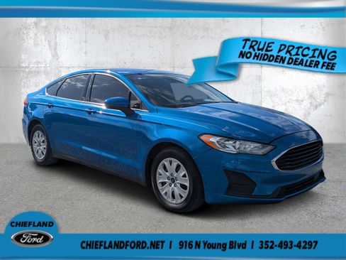 Used 2020 Ford Fusion S FWD image 1