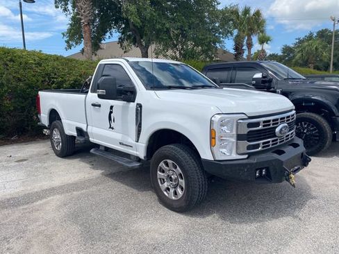 Used 2024 Ford F350 XLT w/ FX4 Off-Road Package AWD/4WD image 3