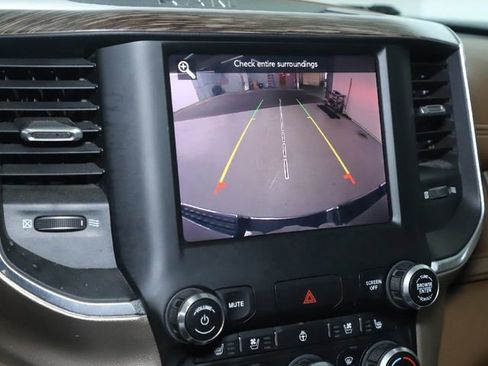 Used 2019 RAM 1500 Laramie image 36