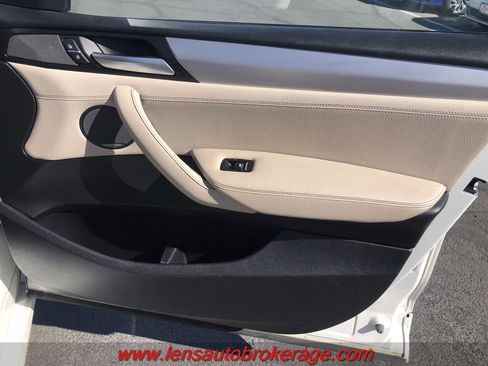 Used 2017 BMW X3 xDrive28i image 22