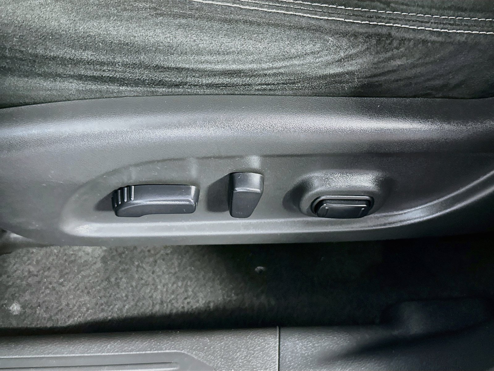 Used 2020 Nissan Murano SV FWD image 16