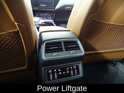 Used 2019 Audi e-tron Prestige w/ Prestige Package image 23