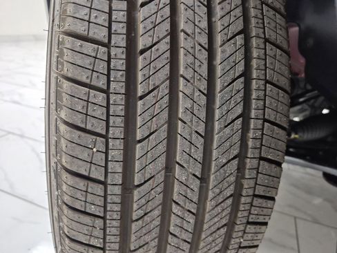 New 2026 Chevrolet Trax RS w/ Driver Confidence Package image 37