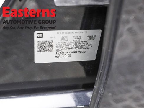 Used 2023 Chevrolet Malibu LT image 36