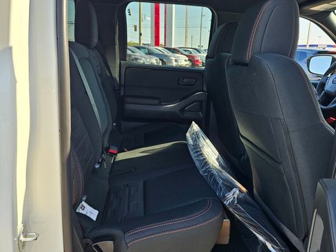 New 2026 Nissan Frontier Pro-X w/ Pro-X Convenience Package RWD image 12
