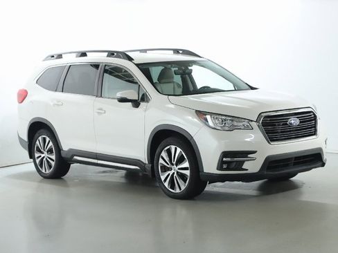 Used 2019 Subaru Ascent Limited w/ Popular Package #3 image 9