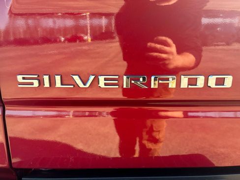 Certified 2020 Chevrolet Silverado 1500 RST image 31