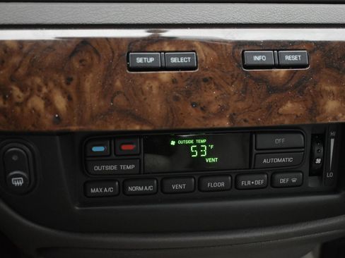 Used 2010 Mercury Grand Marquis LS image 26