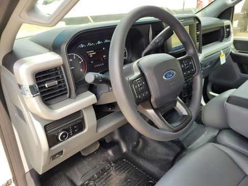 New 2026 Ford F350 XL w/ XL Chrome Package RWD image 9