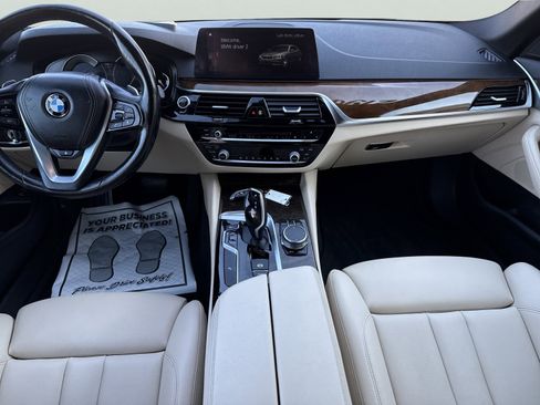Used 2018 BMW 530i xDrive image 14