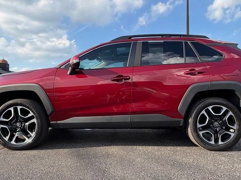 Used 2021 Toyota RAV4 Adventure w/ Convenience Package AWD/4WD image 3