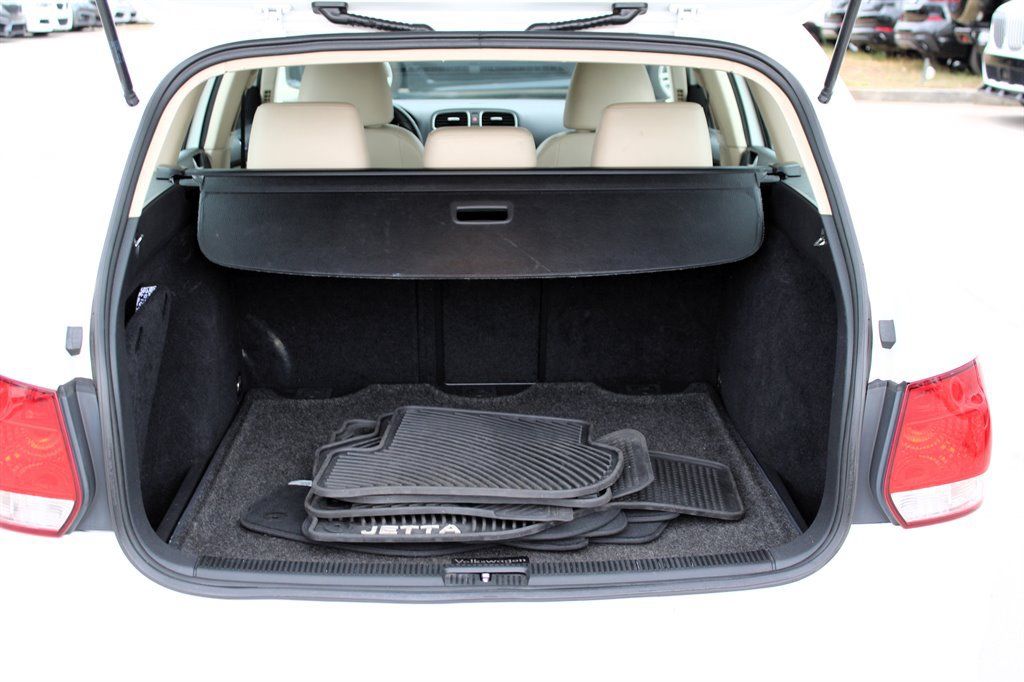Used 2013 Volkswagen Jetta TDI FWD image 29