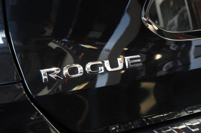 Used 2019 Nissan Rogue SV AWD/4WD image 12