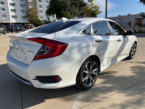 Used 2019 Honda Civic Touring image 13