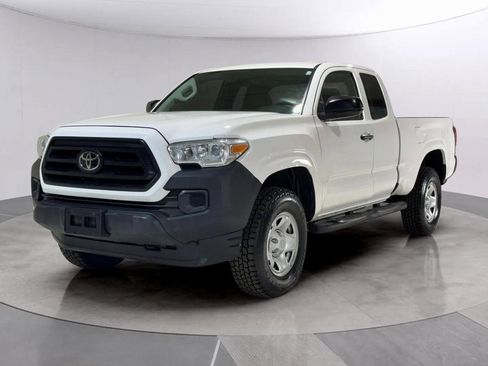 Used 2022 Toyota Tacoma SR image 13