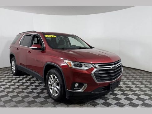 Used 2019 Chevrolet Traverse LT AWD/4WD image 1