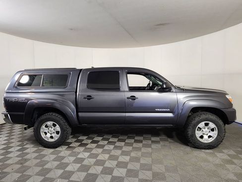Used 2015 Toyota Tacoma 4x4 Double Cab w/ TRD Off-Road Package image 8