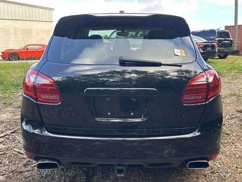 Used 2011 Porsche Cayenne S AWD/4WD image 11