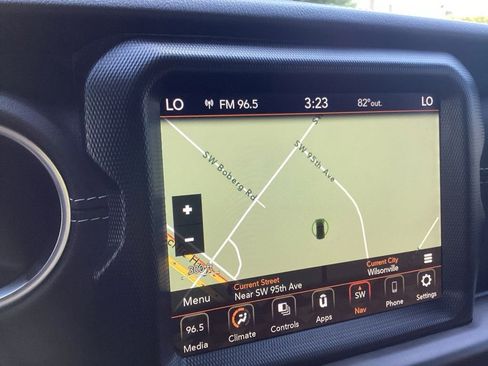 Used 2021 Jeep Wrangler Unlimited Sahara w/ Safety Group AWD/4WD image 3
