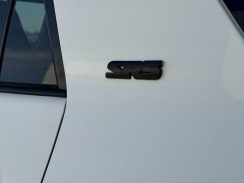 Used 2019 Toyota 4Runner SR5 image 10