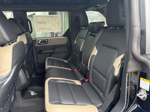 New 2025 Ford Bronco Big Bend w/ Black Diamond Package image 38