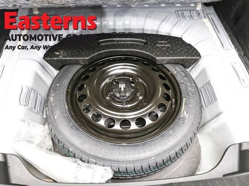 Used 2024 Chevrolet Malibu LT image 21