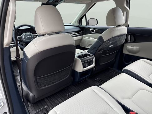New 2026 Kia Carnival SX Prestige FWD image 18