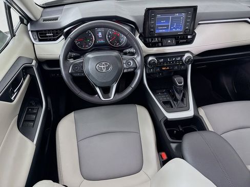 Certified 2022 Toyota RAV4 XLE Premium AWD/4WD image 24