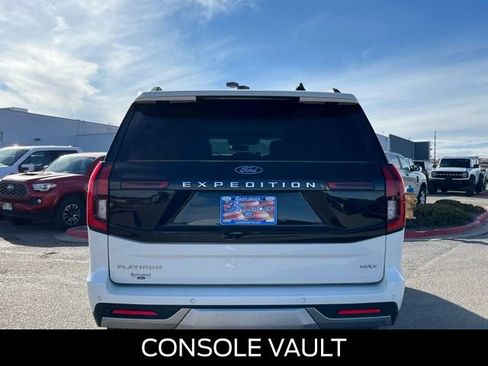 New 2025 Ford Expedition Max Platinum w/ Platinum Ultimate Package image 4