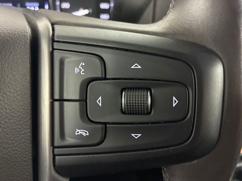 Used 2022 GMC Sierra 3500 Denali w/ Denali Ultimate Package image 17