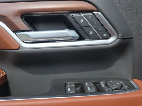 New 2026 GMC Sierra 3500 Denali Ultimate AWD/4WD image 28