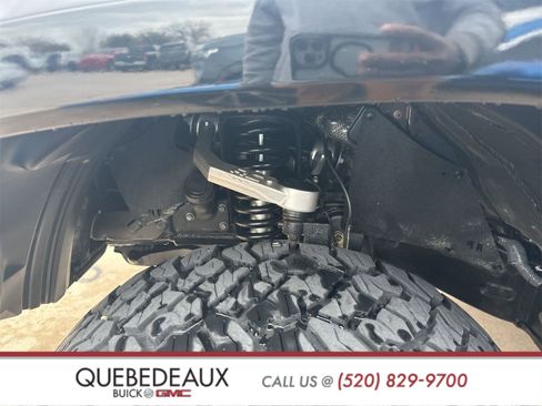 Used 2018 Toyota Tacoma SR5 image 4