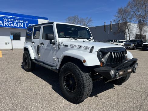 Used 2013 Jeep Wrangler Unlimited Sahara w/ Dual Top Group image 3