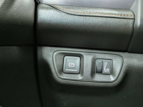 Used 2021 GMC Acadia AT4 w/ Trailering Package AWD/4WD image 21