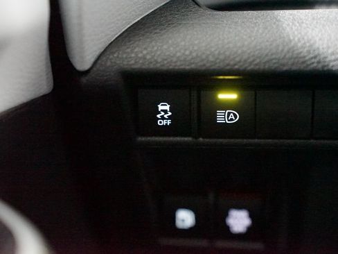 New 2026 Toyota Sienna XSE image 23