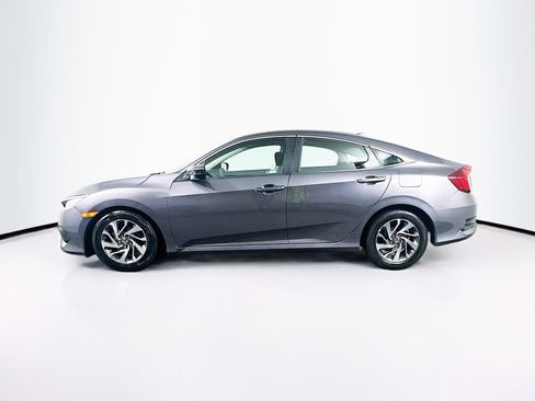 Used 2018 Honda Civic EX image 4