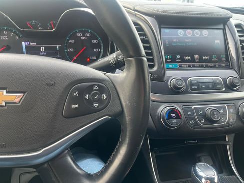 Used 2018 Chevrolet Impala LT image 13