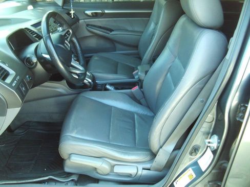 Used 2011 Honda Civic EX-L image 10